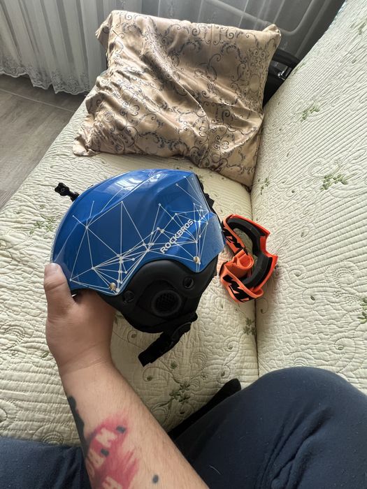 продам горнолыжный шлем rockbros