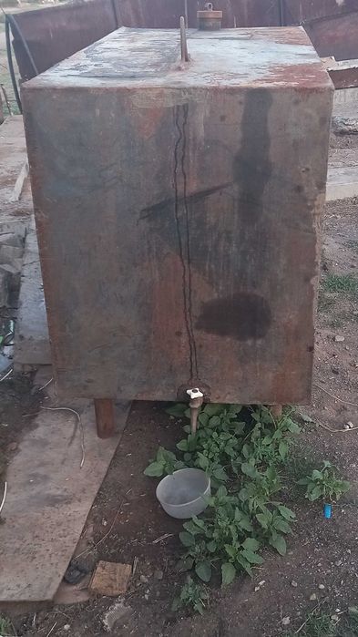 Продам ёмкость под гсм