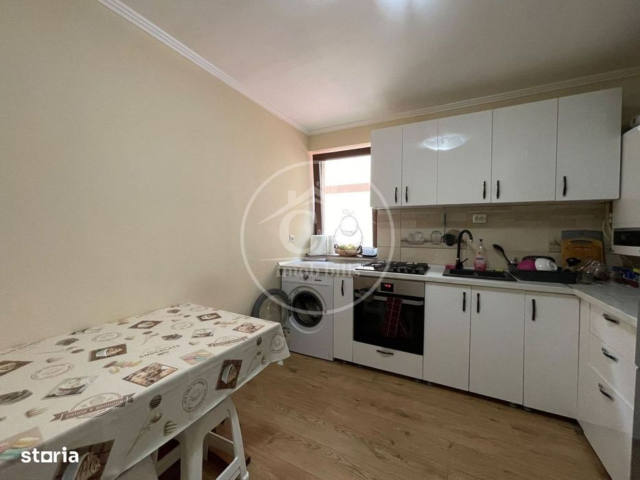 Casa de vanzare cu 3 camere tip duplex in zona Rogerius Oradea