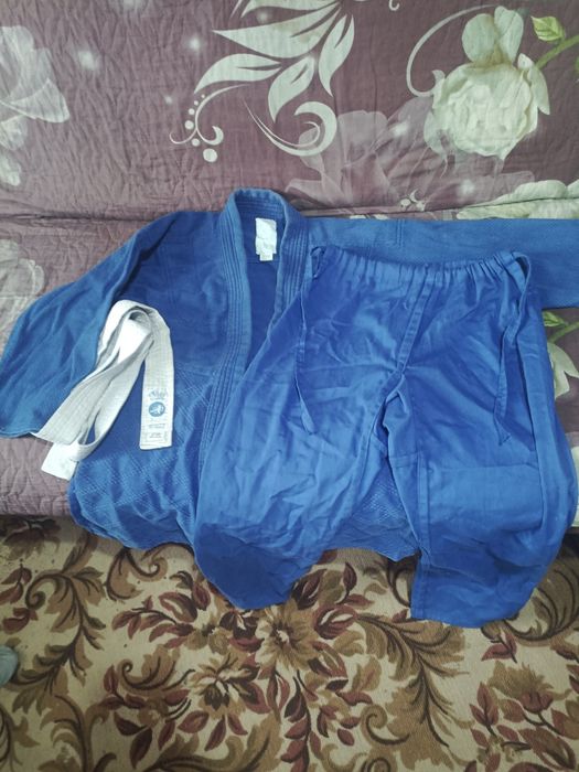 Продам кимоно пишите