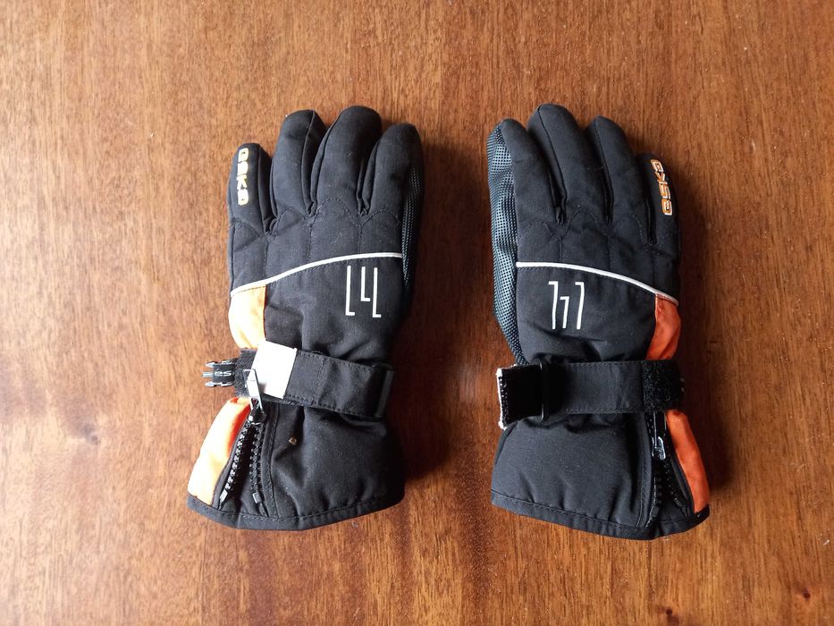 Ски якета и панталон, полар, ски очила,ски ръкавици за дете 10-12год.