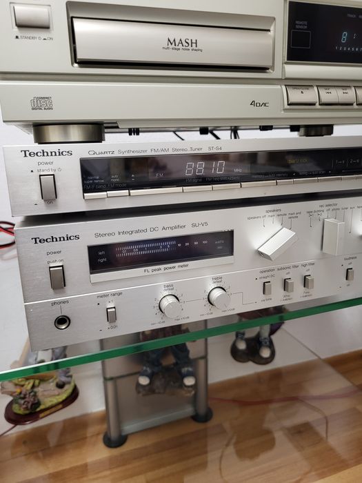 Technics SU-V5 CD Player SL-PG200A Radio Tuner ST S4