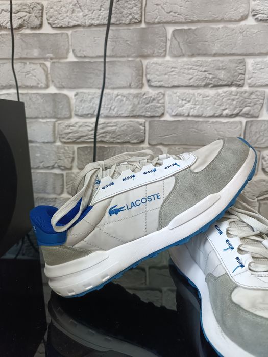 Оригинальные кроссы Lacoste