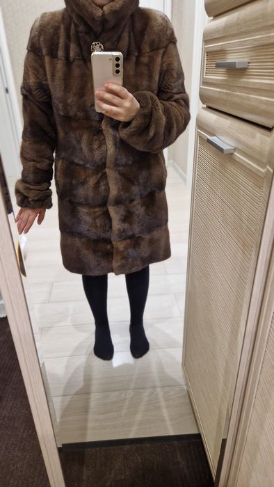 Норковая шуба с капюшоном