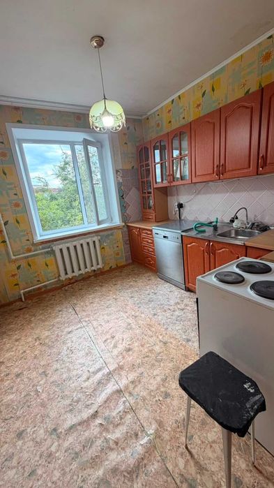 Продам 3 комн на Степном