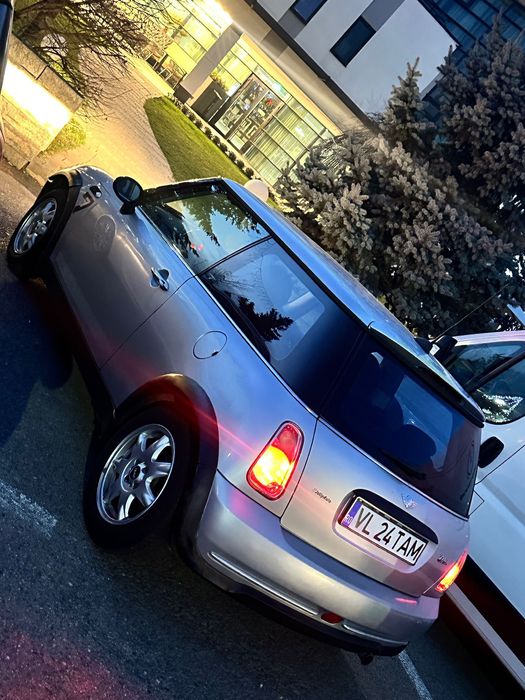Autoturism mini cooper