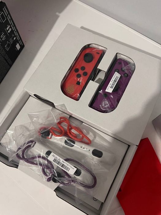 Nintendo Switch OLED Pokemon Scarlet & Violet Edition