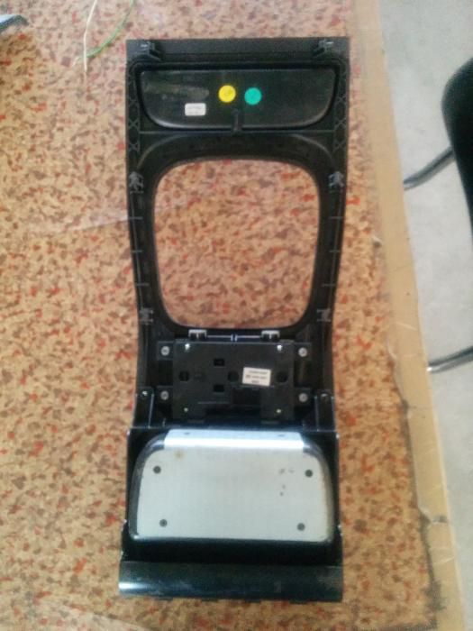 Средна Конзола/ Барче Porsche Cayenne