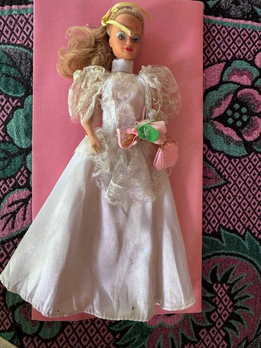 Обувь, куртки, игрушки