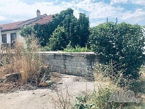 Промишлено помещение база