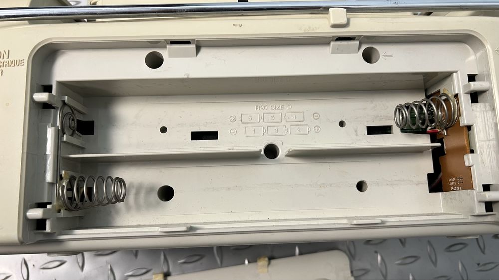 Радио касетофон Sony CFS-208