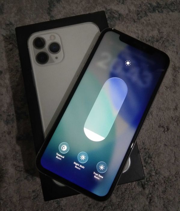 iPhone 11pro память256гб