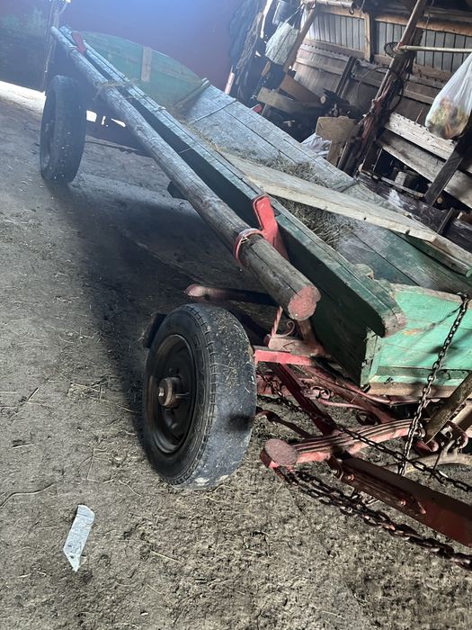 Vand  caruta 2 bucati