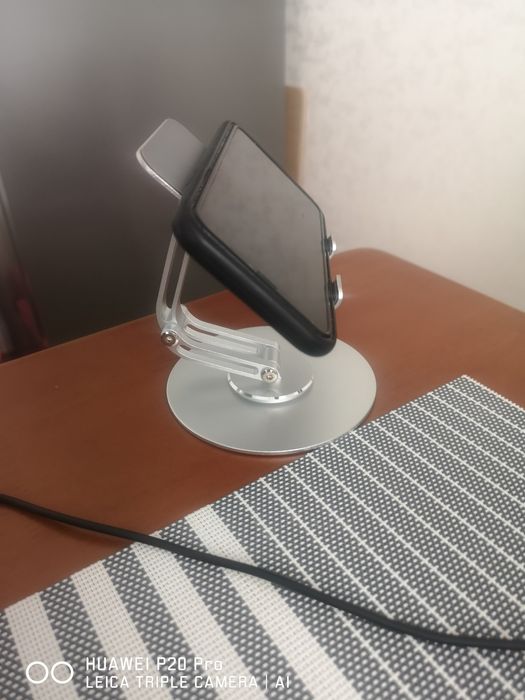 Подставка под телефон, планшет