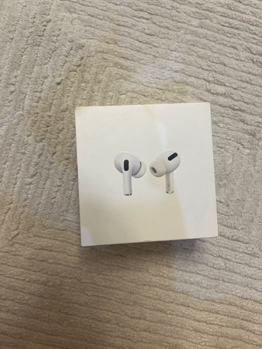 Продаю airpods pro