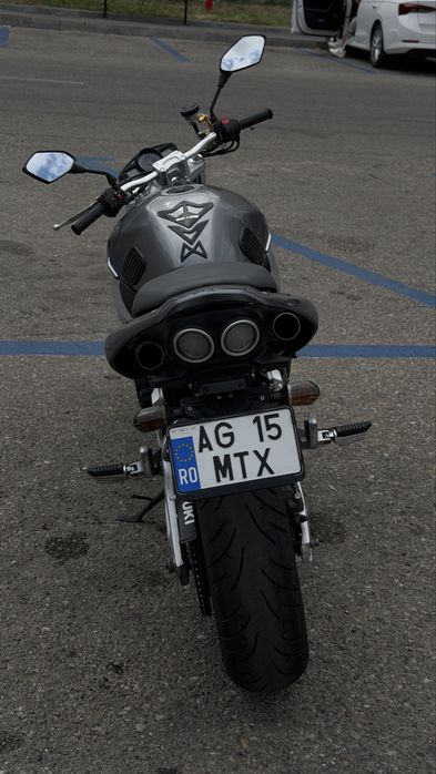 Suzuki GSR 600 2006