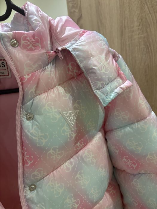 Оригинално Зимно яке Guess