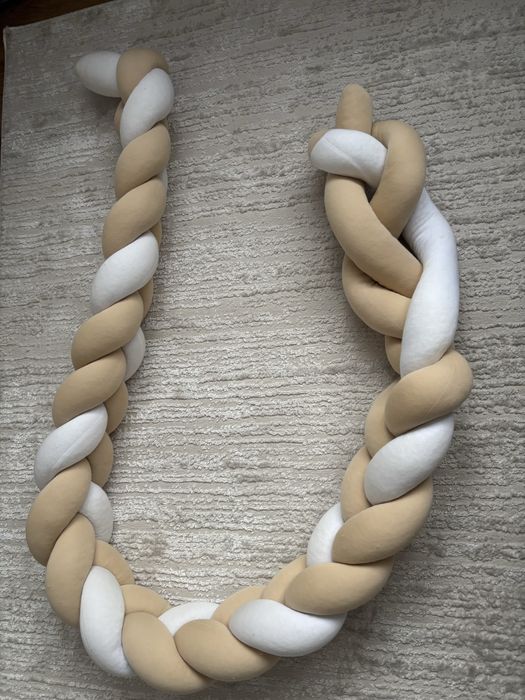 Продам косичку для кроватки