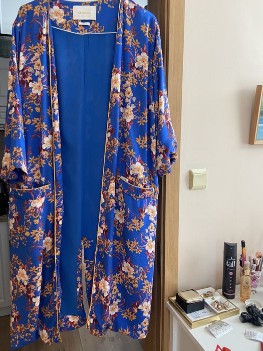 Дамско Кимоно Rich&Royal  Размер 42, уголемен - става за L, XL и XXL