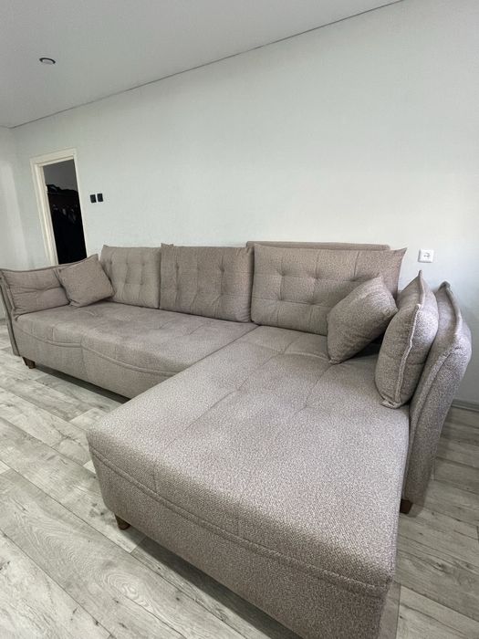 Продам угловой диван