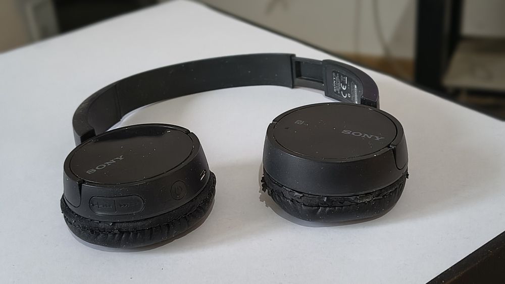 Casti Sony MDR-ZX220BT