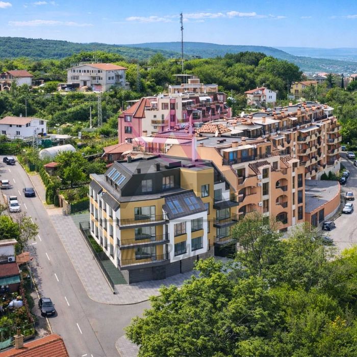 Продава се Тристаен апартамент в Варна, Галата - 105 кв.м за 818 €/кв.м - Снимка #2