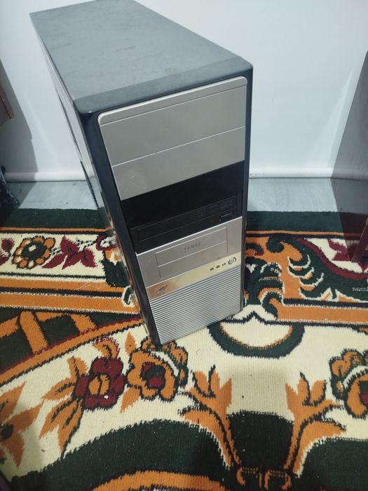 Kampyuter компьютер кейс