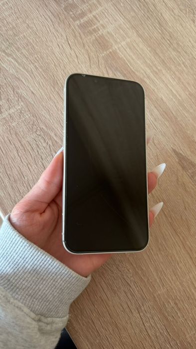 Продам IPhone 14