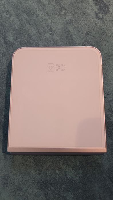 Samsung Galaxy Z Flip 6 – ca nou