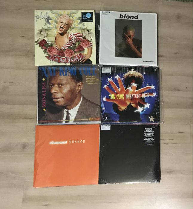 Винилы , пластинки виниловые