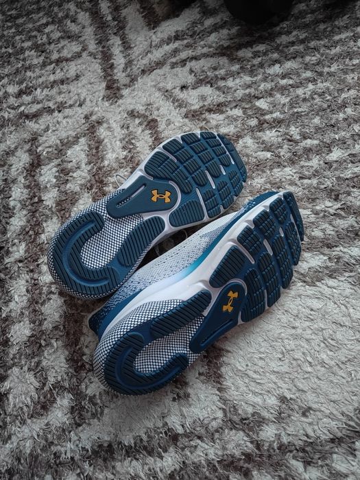 Under armour обувки