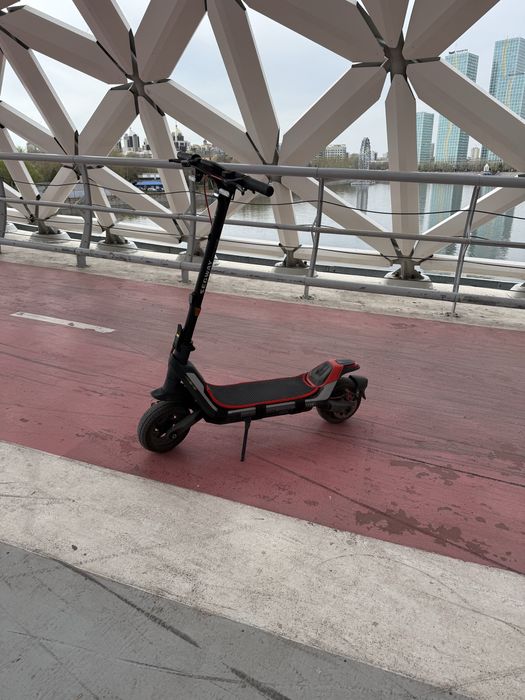 Электросамокат Ninebot p100s