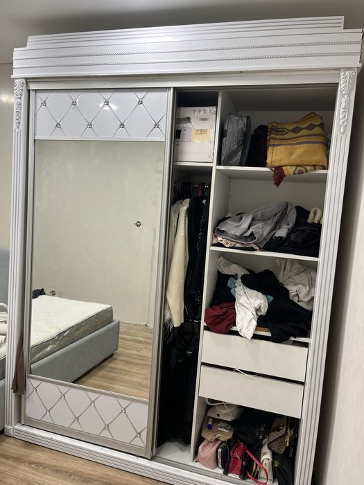 Продам шкаф купе