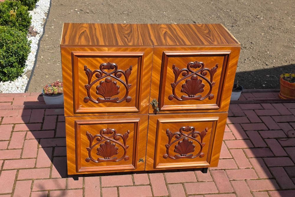 Dulap comoda multifuncțional