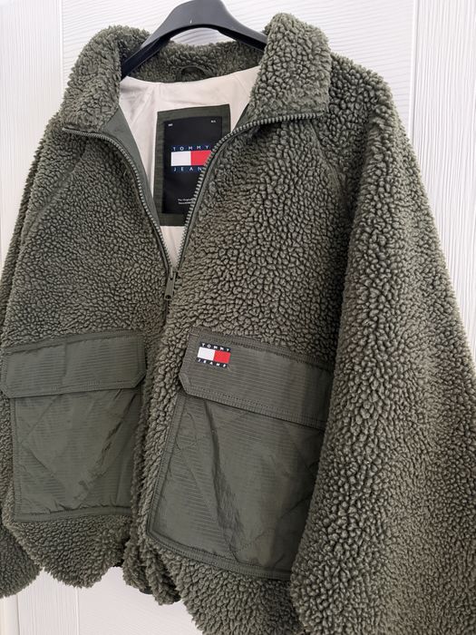 Яке tommy hilfiger, размер Л