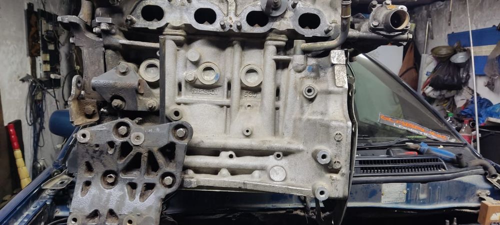 Продам двигатель SR20