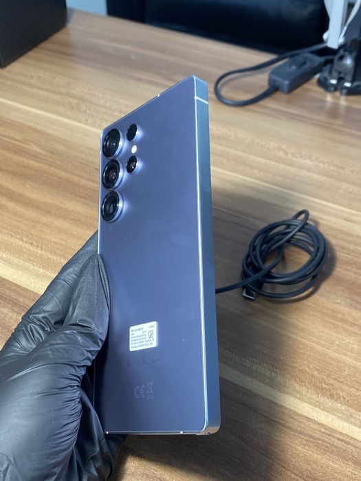 Samsung Galaxy s25 ultra • 512 GB • Titanium Silverblue