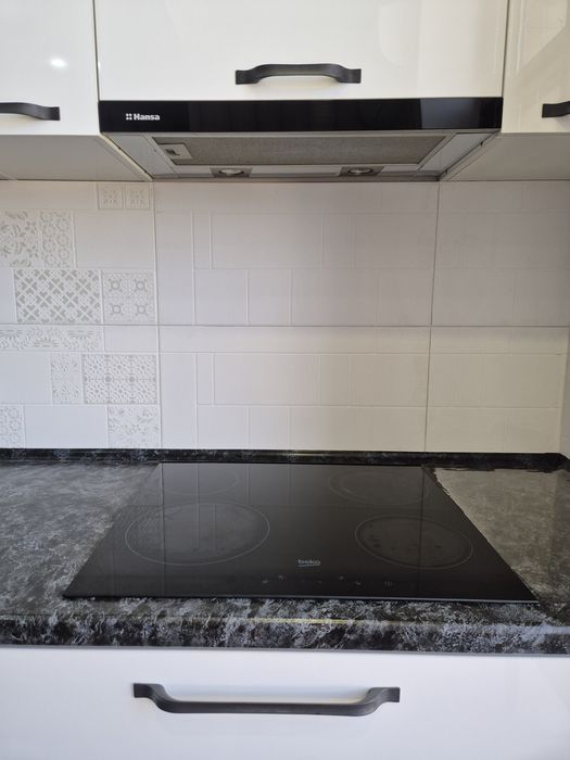 Кухня 240 × 240 × 60