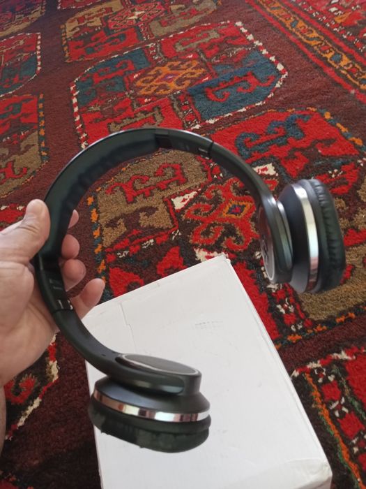 Naushnik 2 noy zur ishlidi