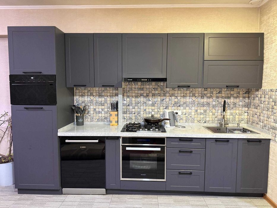 Продаётся 4комнатная квартира спецплан на Лабзаке.