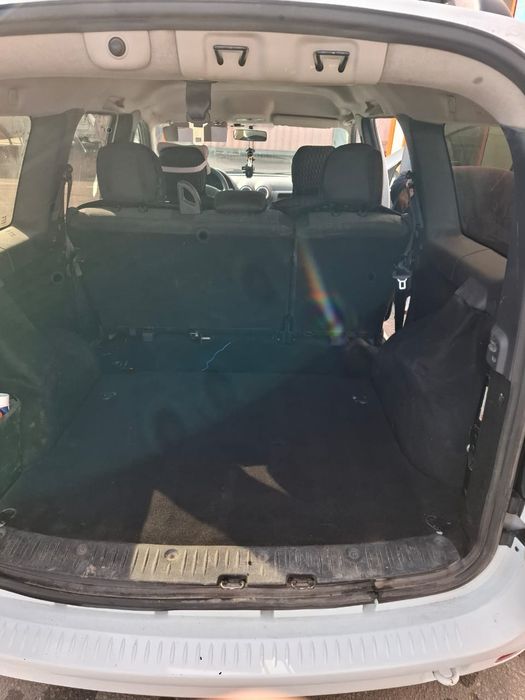 Продаи лада ларгус