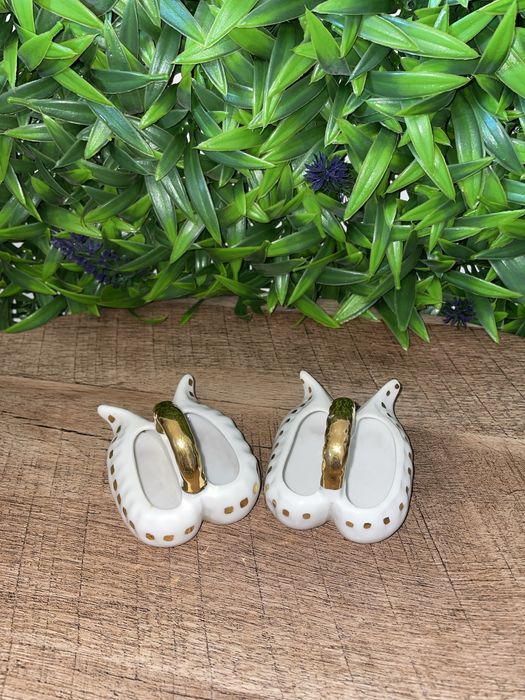 Set de 2 Coșuri în Formă de Pantof, Alb cu Detalii Auri