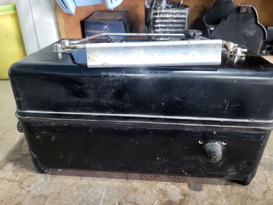 Продам мегомметр  2500 в