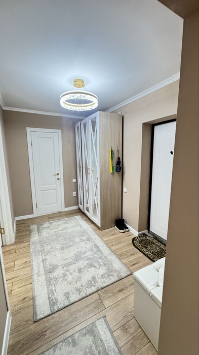 Срочно продам 3 комнатную квартиру