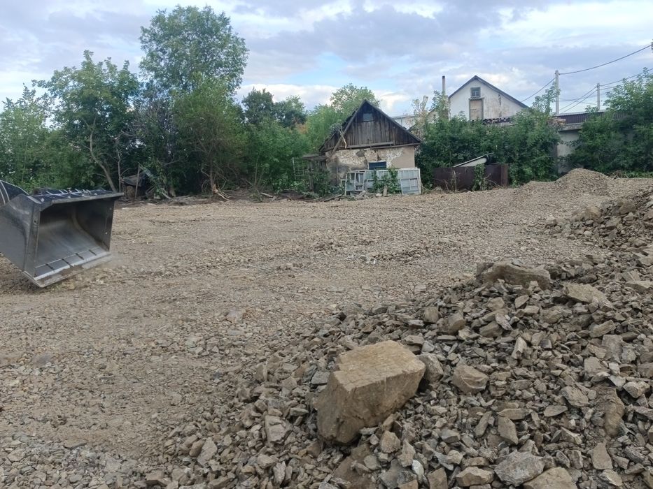 Услуги погрузчика. Вывоз мусора/снега., очистка территории. КамАЗ