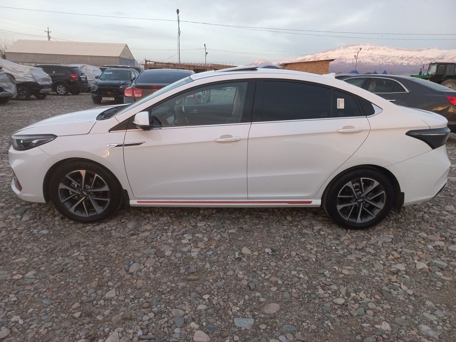 Chery arizo 6 23yil rangi oq