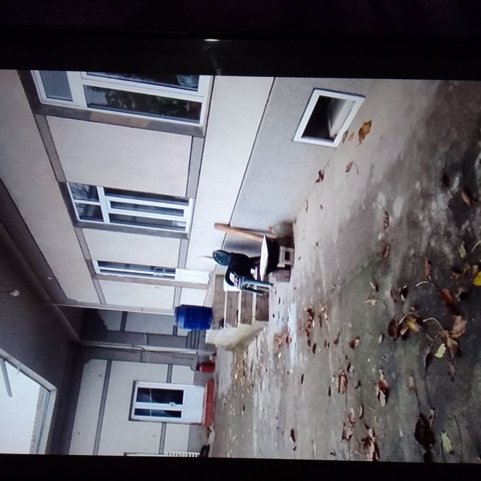 Srochna hovli sotiladi 8sutiq yangi xovli 5yil boʻldi qurilganiga