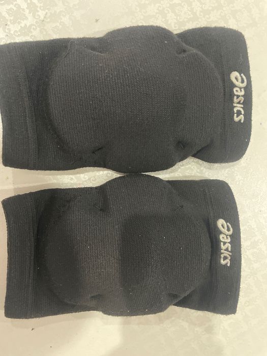 Наколенники ASICS