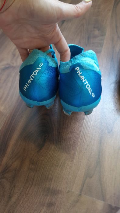 Оригинални бутонки Nike и Adidas