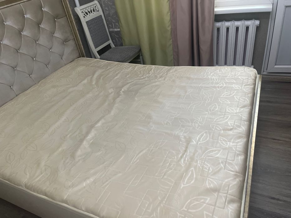 Отдам даром матрас